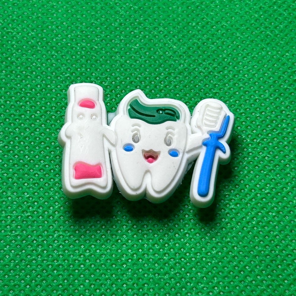 🌼 (5/$10 or 10/$15) NEW “Dentist Dental Life” Croc Charm Medical Hospital Staff